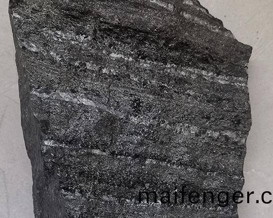 鐵(tie)鑛(kuang)石